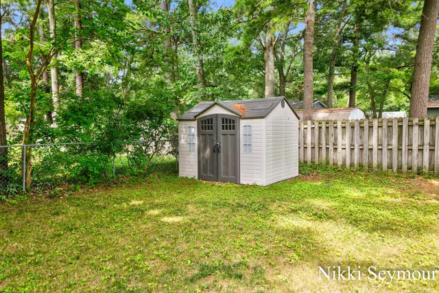 $245,000 | 7717 North Carefree Drive, Whitehall, MI 49461