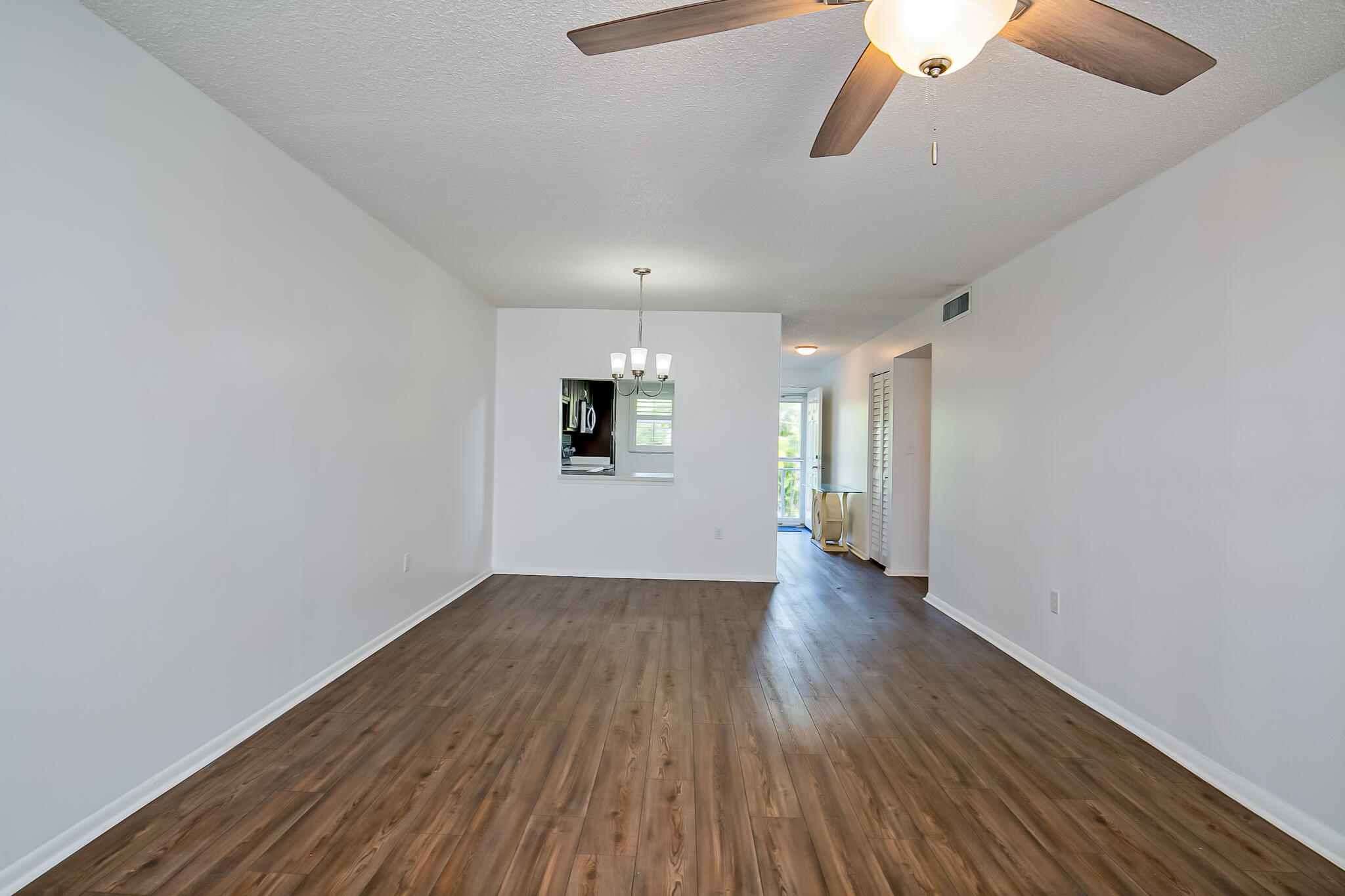 1151 Carlton Court, Unit 204 Fort Pierce, FL 34949 - Photo 7 of 18 1151 Cartlon CT 204