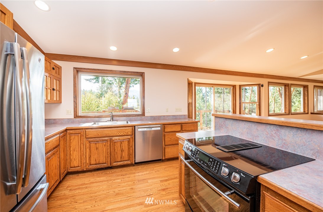 294 Cougar Ridge Road Port Angeles, WA 98363 - Photo 11 of 40 Gallery Image 11
