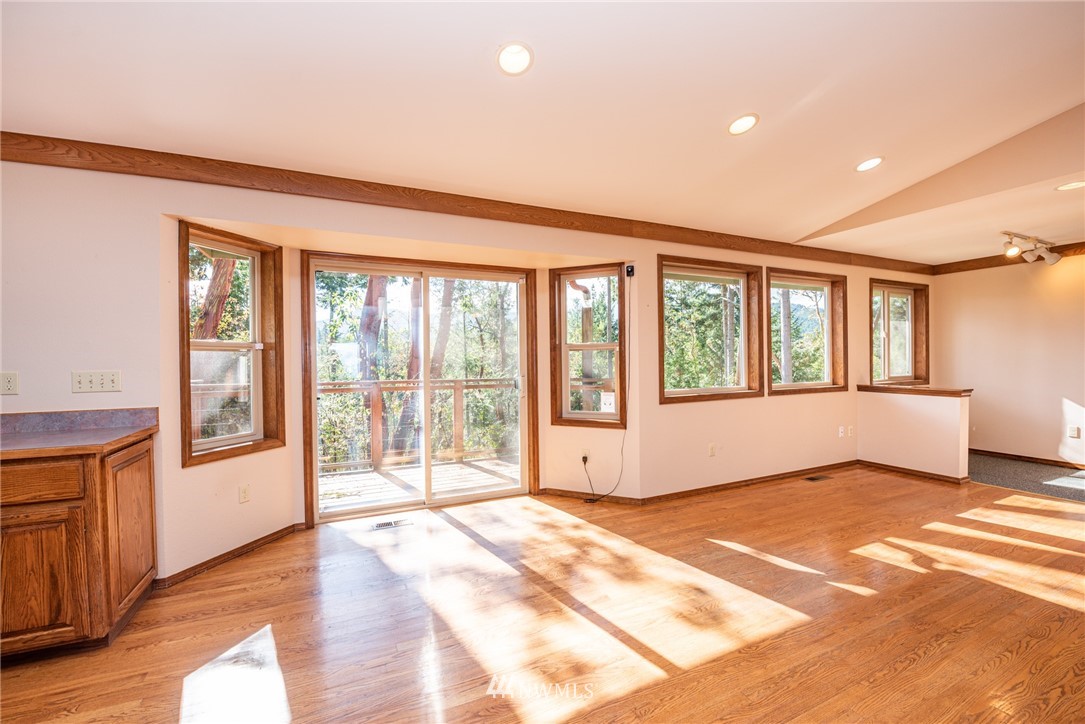 294 Cougar Ridge Road Port Angeles, WA 98363 - Photo 12 of 40 Gallery Image 12