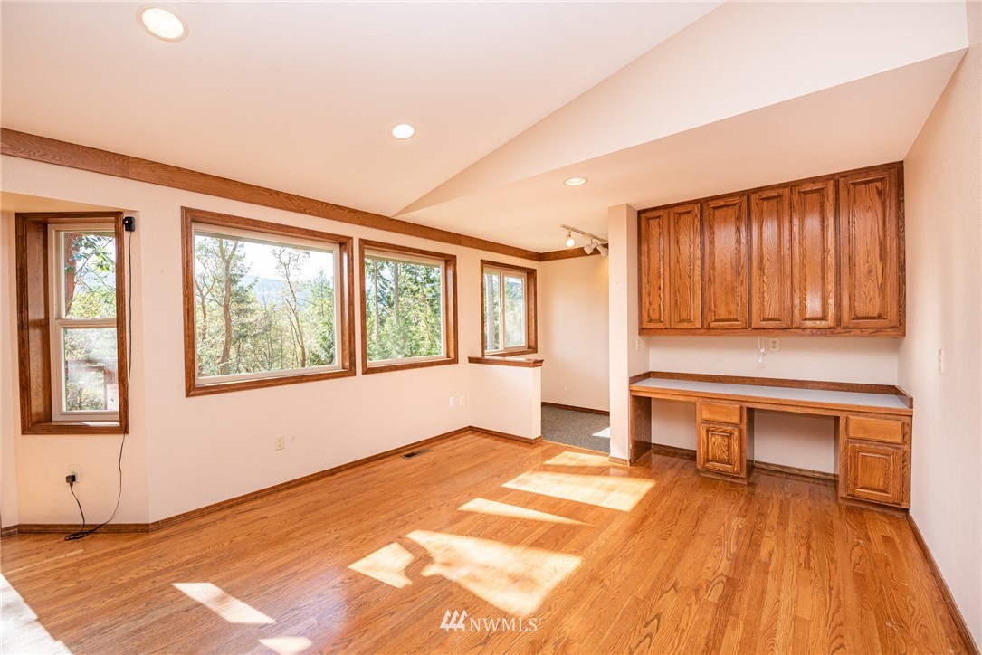 294 Cougar Ridge Road Port Angeles, WA 98363 - Photo 13 of 40 Gallery Image 13