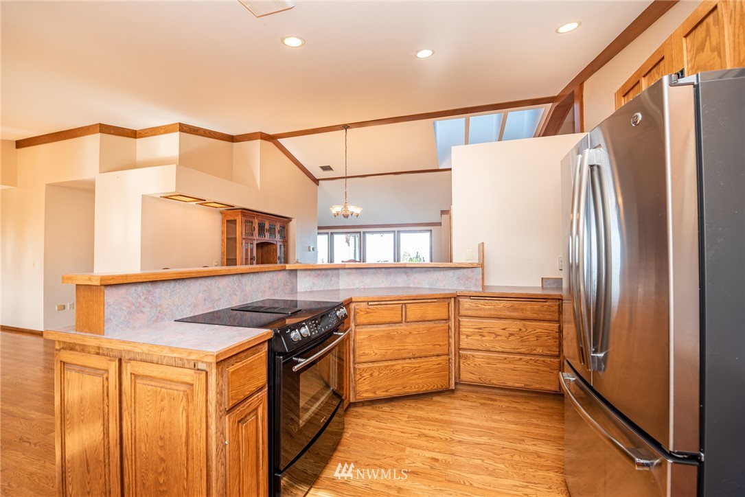 294 Cougar Ridge Road Port Angeles, WA 98363 - Photo 9 of 40 Gallery Image 9