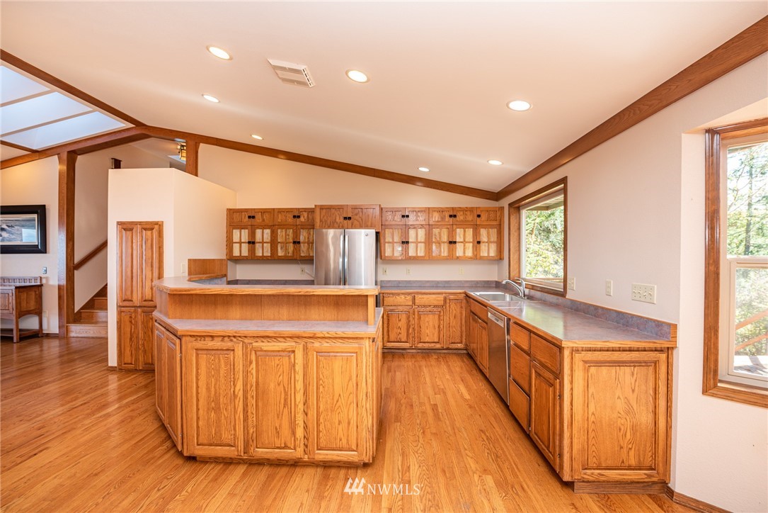 294 Cougar Ridge Road Port Angeles, WA 98363 - Photo 10 of 40 Gallery Image 10