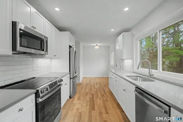 $549,000 | 331 Colonel Ledyard Highway, Ledyard, CT 06339