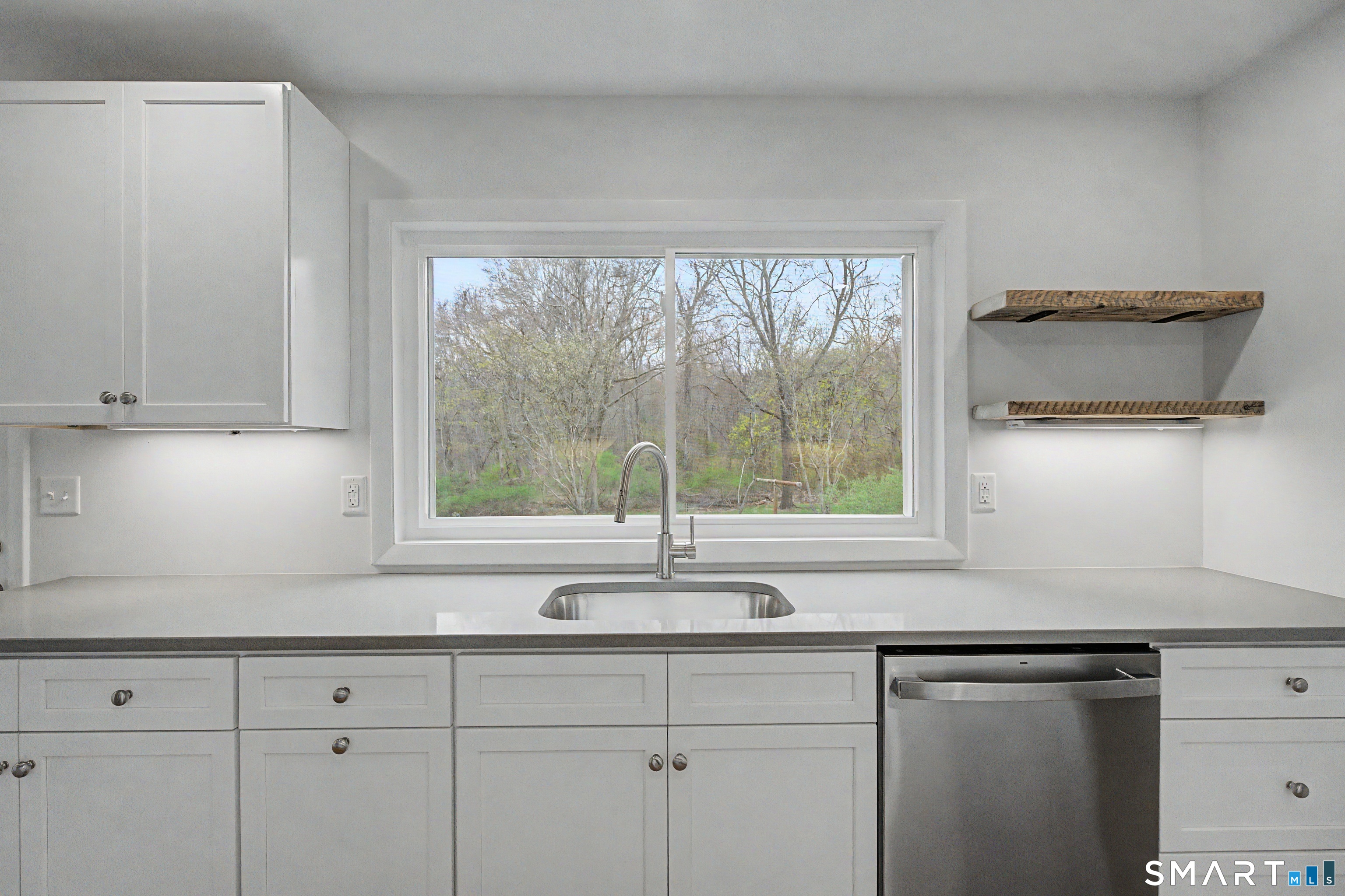 331 Colonel Ledyard Highway Ledyard, CT 06339 - Photo 21 of 42