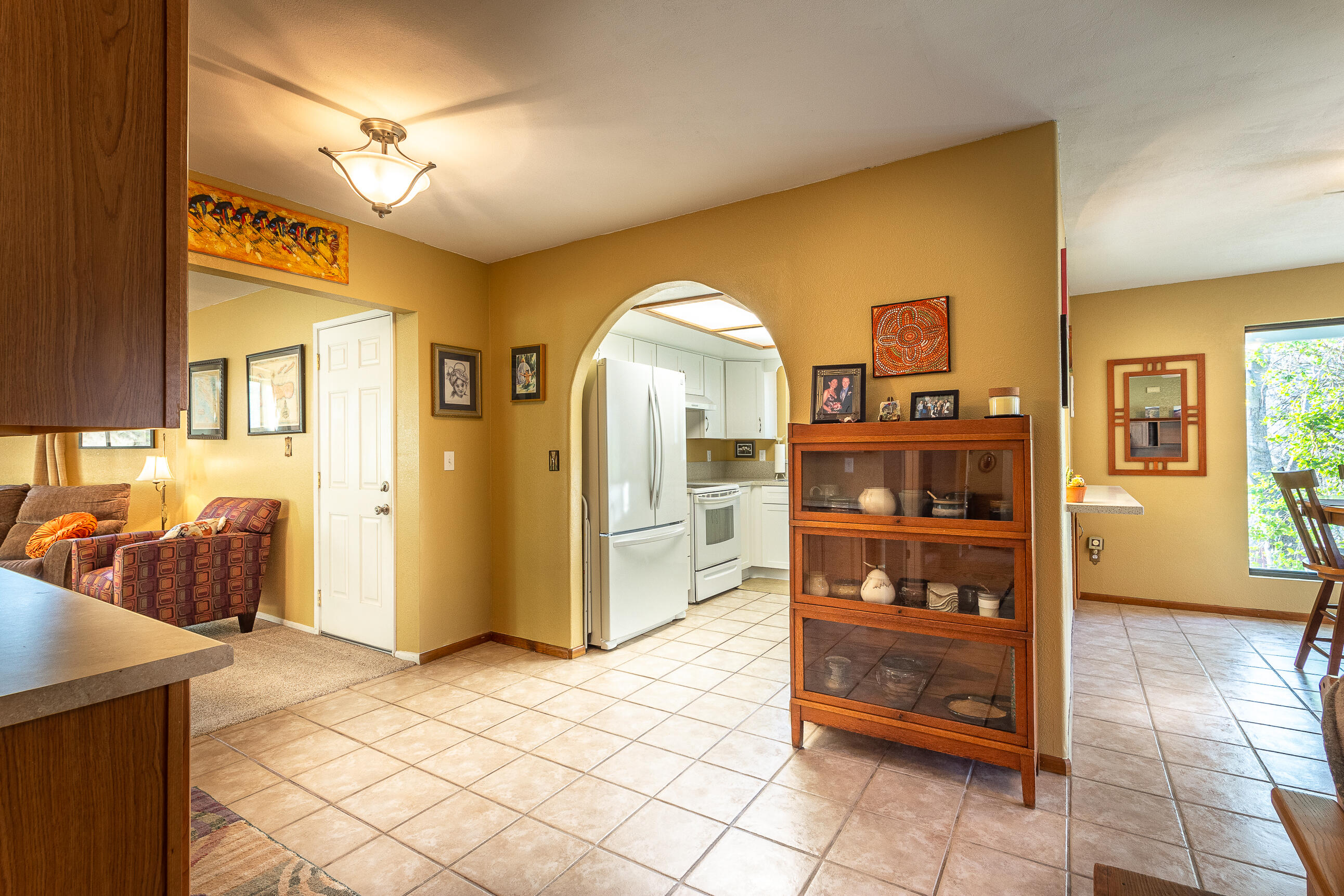42175 Mynatt Drive Three Rivers, CA 93271 - Photo 7 of 25 -