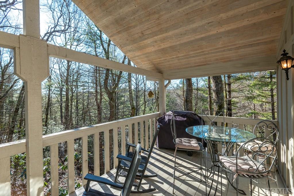 199 Oak Road Highlands, NC 28741 - Photo 3 of 27 Gallery Image 3