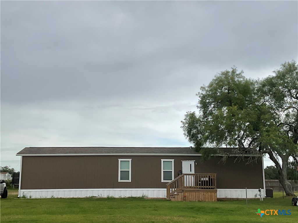 46 County Road 400 Yoakum, TX 77995 - Photo 14 of 23 a view of house with yard