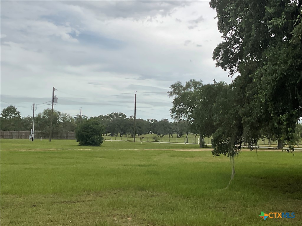 46 County Road 400 Yoakum, TX 77995 - Photo 3 of 23 a view of a park