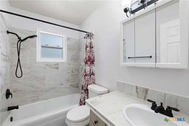 $295,000 | 907 Apple Street, Fredericksburg, TX 78624