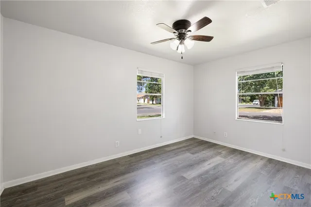 $295,000 | 907 Apple Street, Fredericksburg, TX 78624