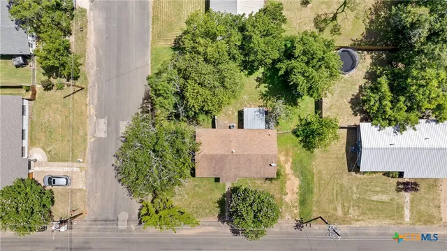 $295,000 | 907 Apple Street, Fredericksburg, TX 78624