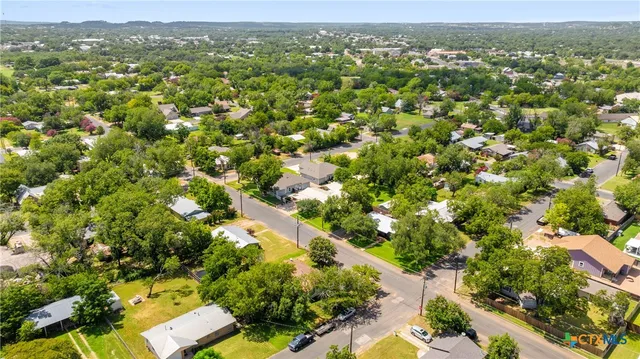 $295,000 | 907 Apple Street, Fredericksburg, TX 78624
