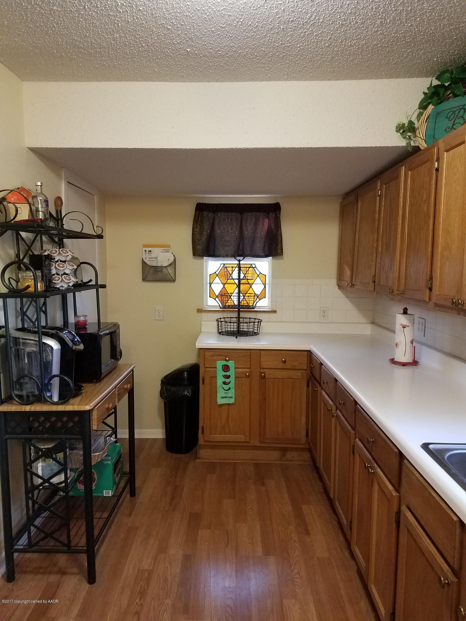 8524 River Road Amarillo, TX 79108 - Photo 2 of 35 kitchen