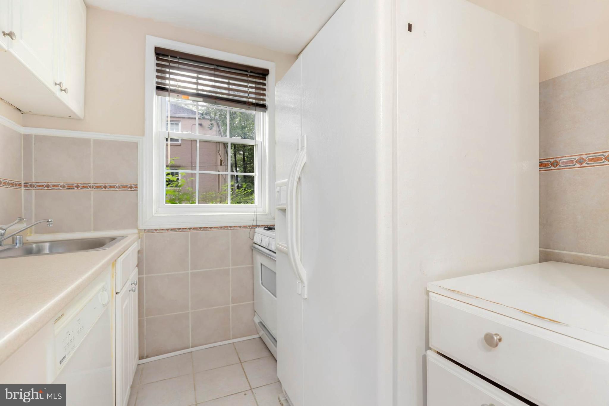 4319 2nd Road North, Unit 43191 Arlington, VA 22203 - Photo 15 of 22 Gallery Image 15
