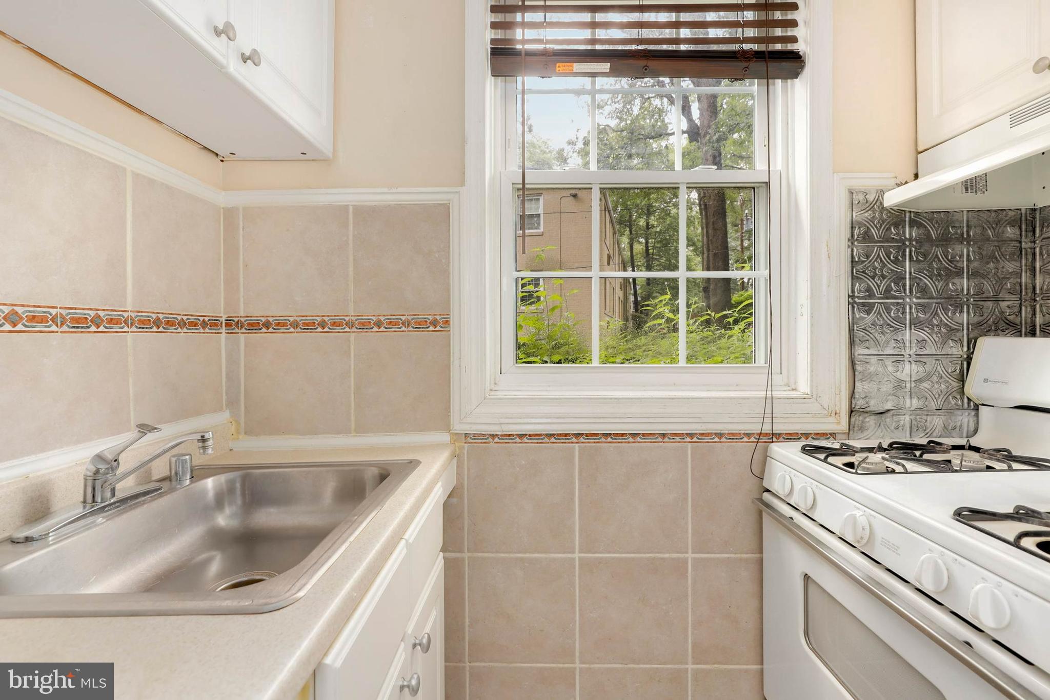 4319 2nd Road North, Unit 43191 Arlington, VA 22203 - Photo 16 of 22 Gallery Image 16