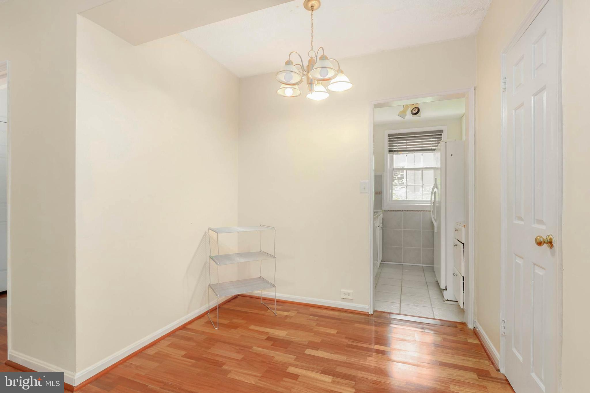 4319 2nd Road North, Unit 43191 Arlington, VA 22203 - Photo 5 of 22 Gallery Image 5