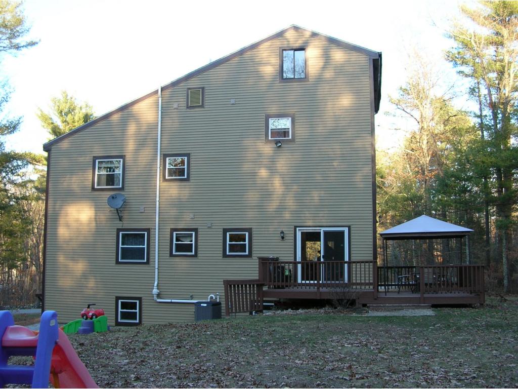 62 Lancaster Farm Road Salem, NH 03079 - Photo 15 of 29