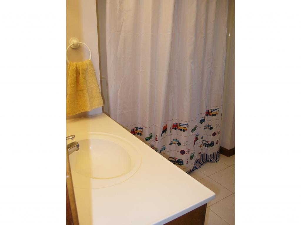 62 Lancaster Farm Road Salem, NH 03079 - Photo 17 of 29