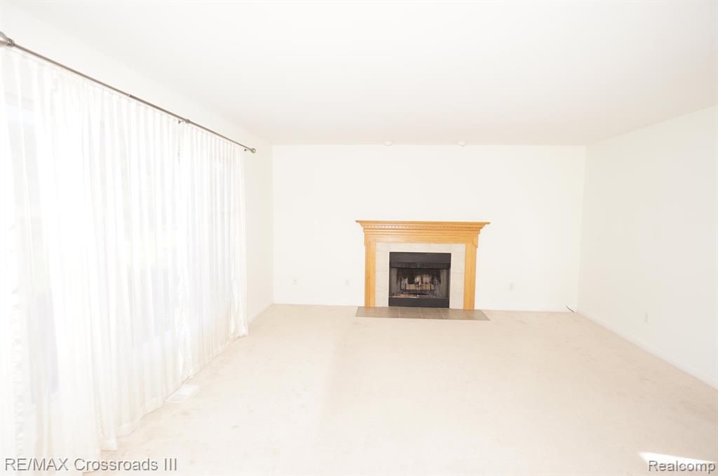 6446 Wilson Road Ann Arbor, MI 48108 - Photo 5 of 27