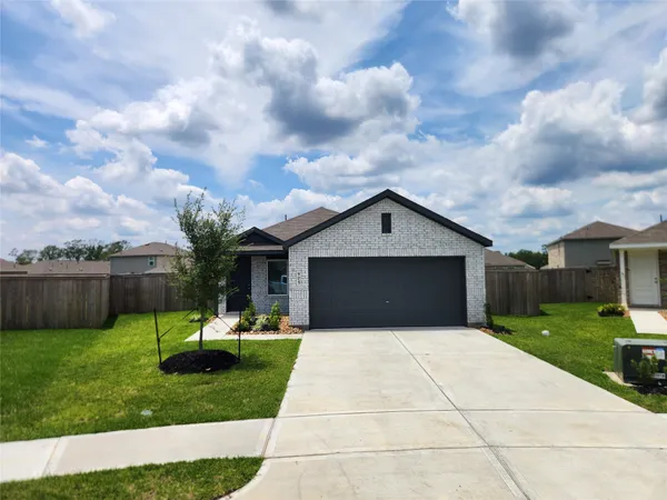 $1,750 | 905 Coperchiata Circle, Huffman, TX 77336