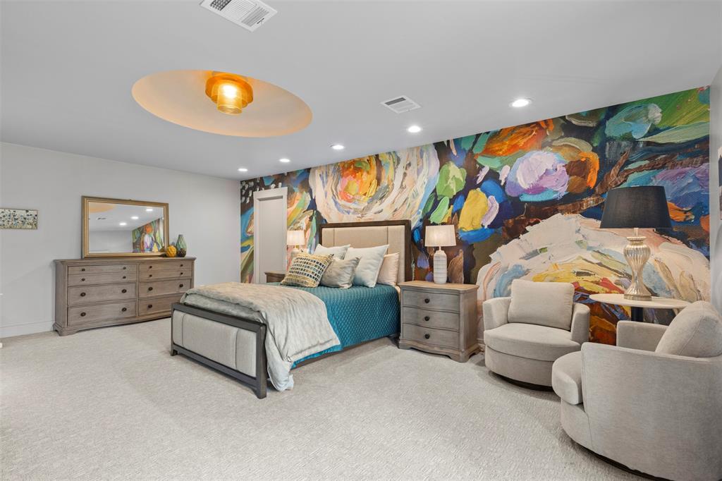 3371 Regent Drive Dallas, TX 75229 - Photo 12 of 36