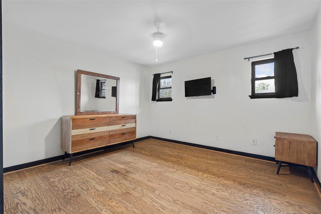 3371 Regent Drive Dallas, TX 75229 - Photo 24 of 36