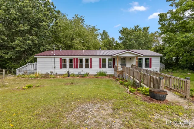 $199,900 | 3079 East Bluewater Highway, Ionia, MI 48846