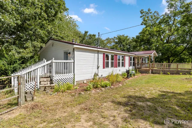 $199,900 | 3079 East Bluewater Highway, Ionia, MI 48846