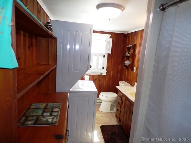 64 Washington Avenue Old Lyme, CT 06371 - Photo 18 of 25 a bathroom with a toilet and a shower