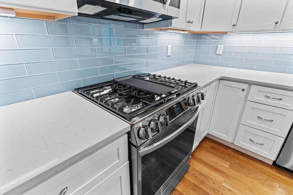 21 Babicz Road Tewksbury, MA 01876 - Photo 12 of 35 Gallery Image 12