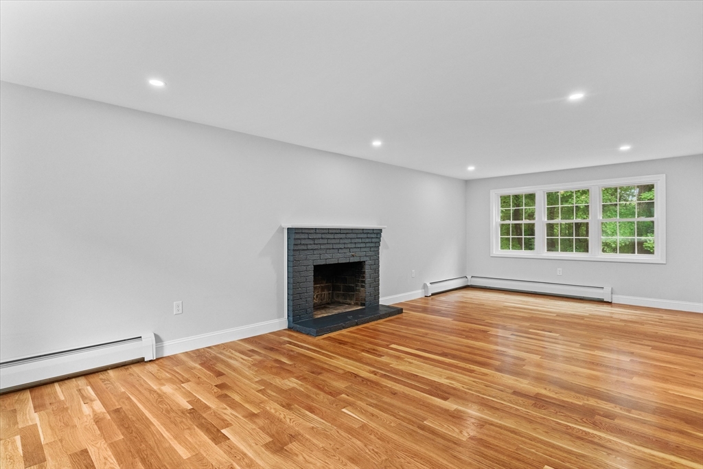 21 Babicz Road Tewksbury, MA 01876 - Photo 15 of 35 Gallery Image 15