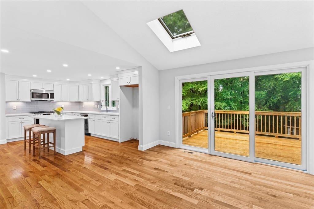 21 Babicz Road Tewksbury, MA 01876 - Photo 9 of 35 Gallery Image 9