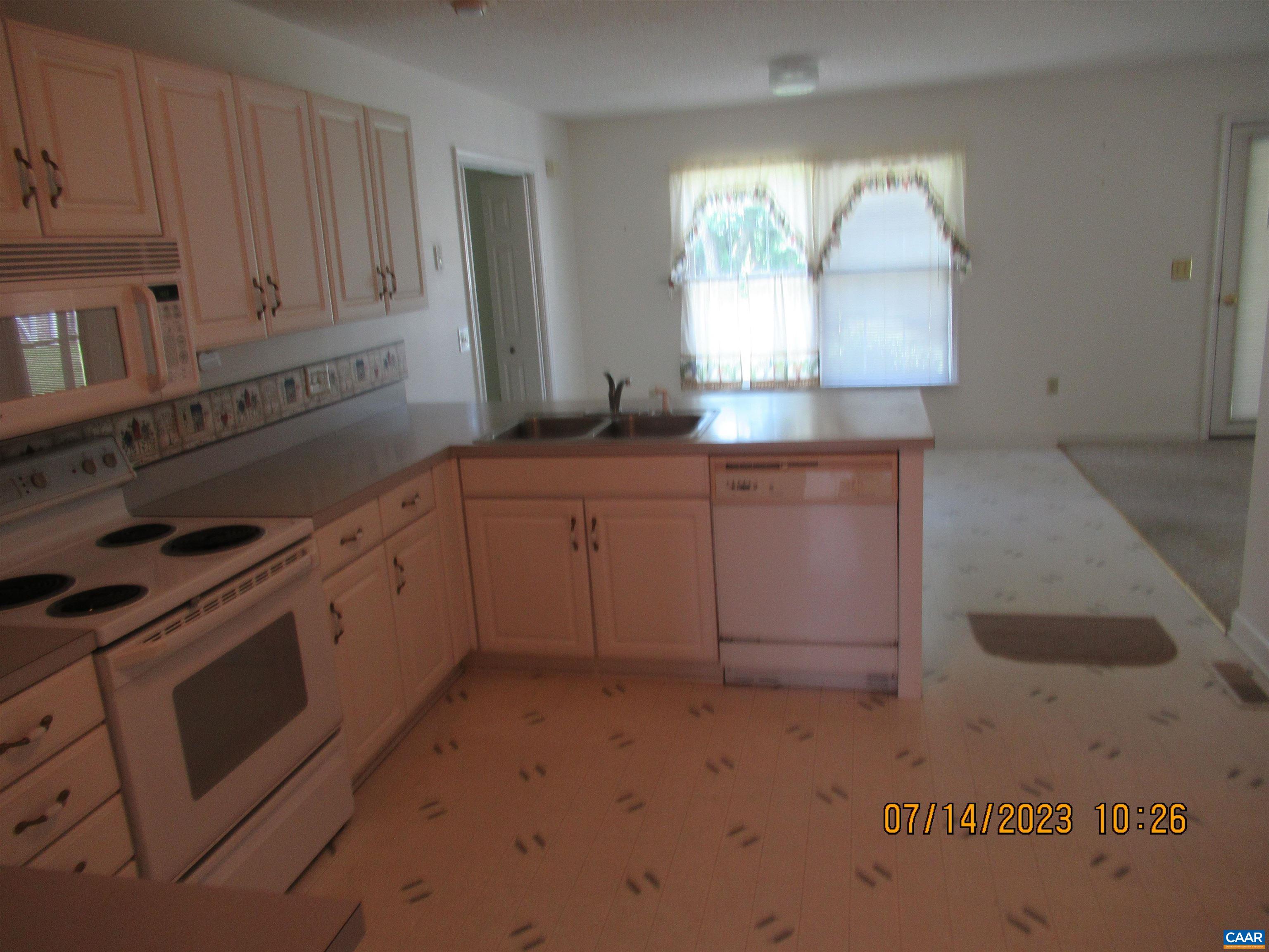 1620 Chatham Road Waynesboro, VA 22980 - Photo 15 of 41 Gallery Image 15