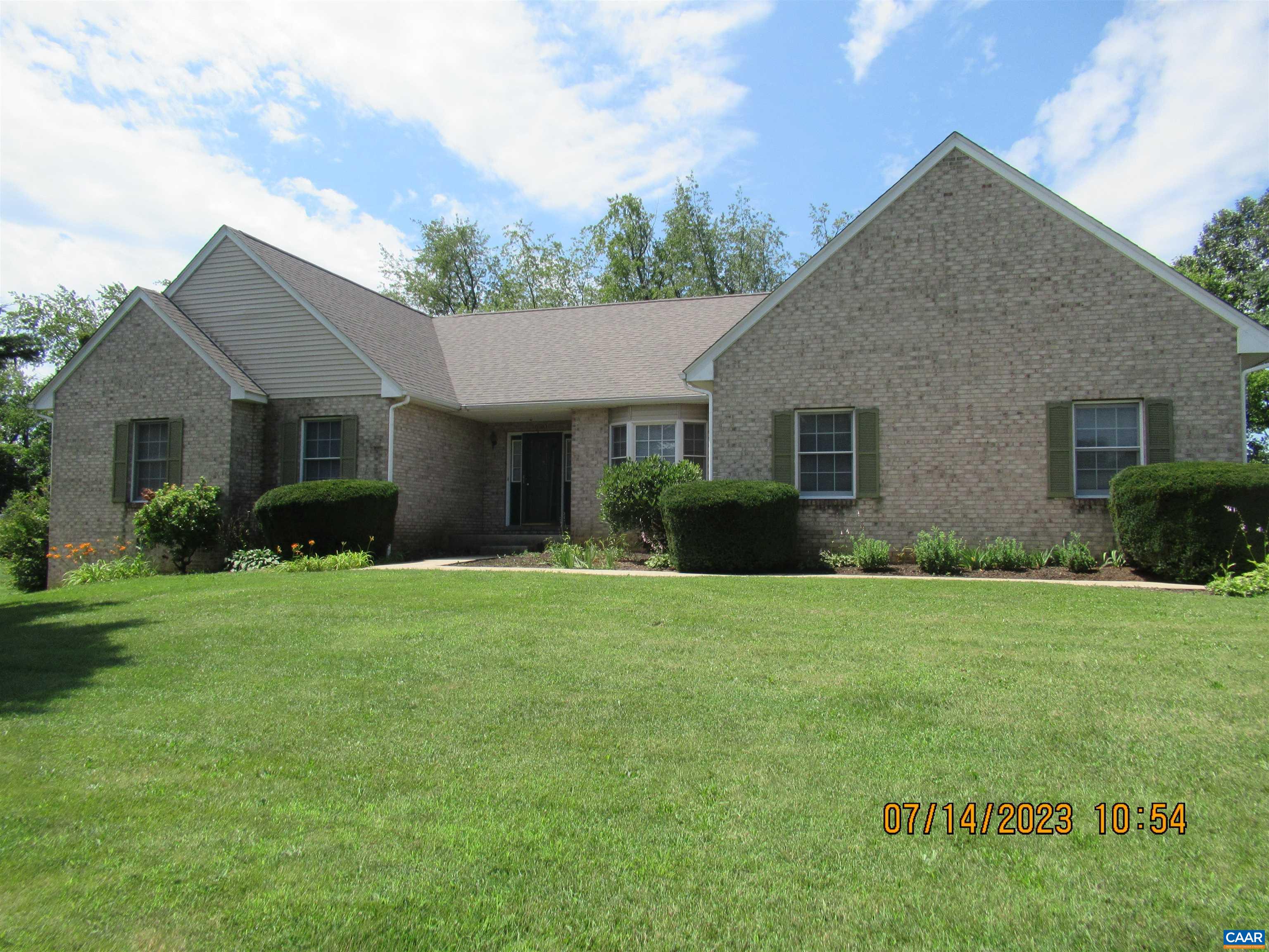1620 Chatham Road Waynesboro, VA 22980 - Photo 3 of 41 Gallery Image 3