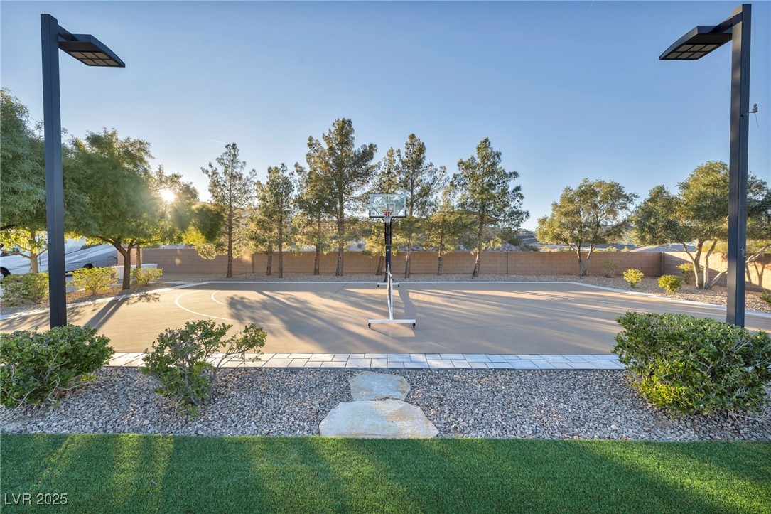 1158 Christian Road Henderson, NV 89002 - Photo 13 of 97