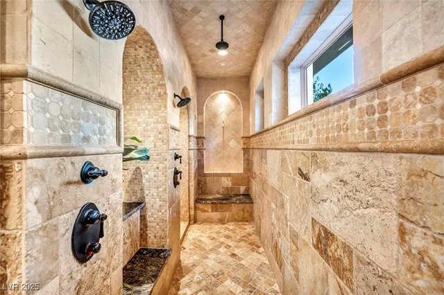 $3,900,000 | 1158 Christian Road, Henderson, NV 89002