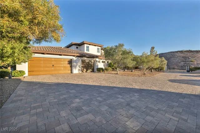 $3,900,000 | 1158 Christian Road, Henderson, NV 89002