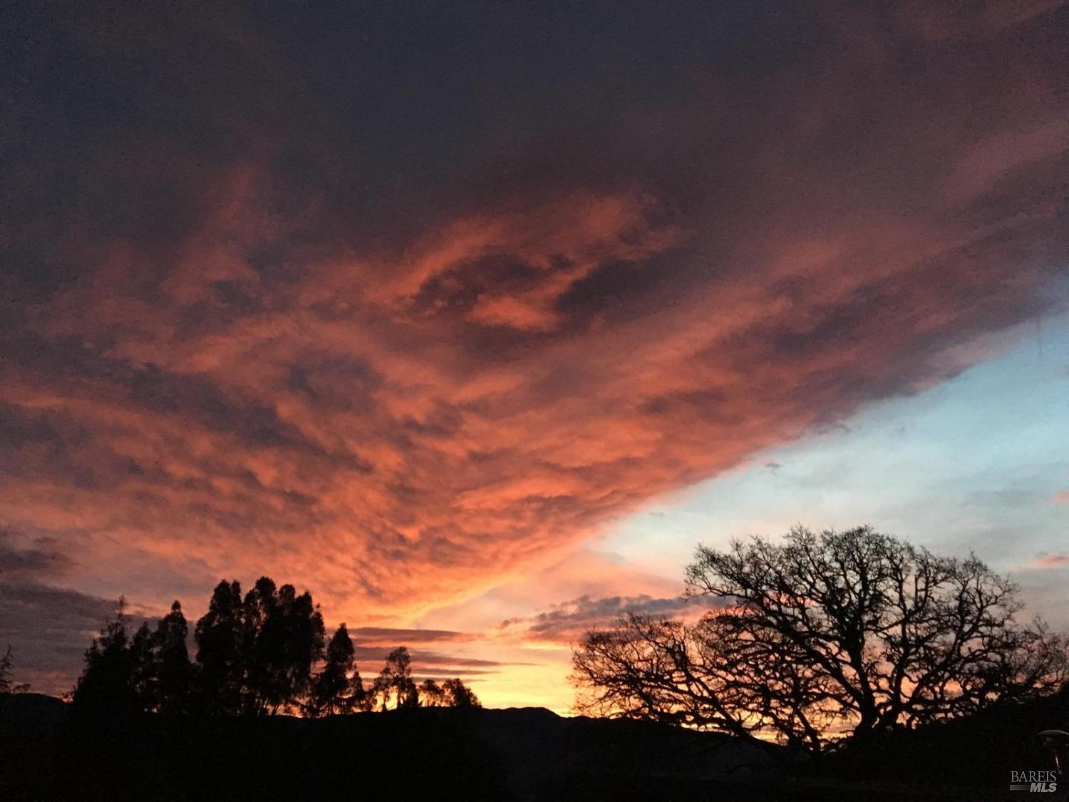 1411 Oak Knoll Road Ukiah, CA 95482 - Photo 37 of 45 a view of sunset