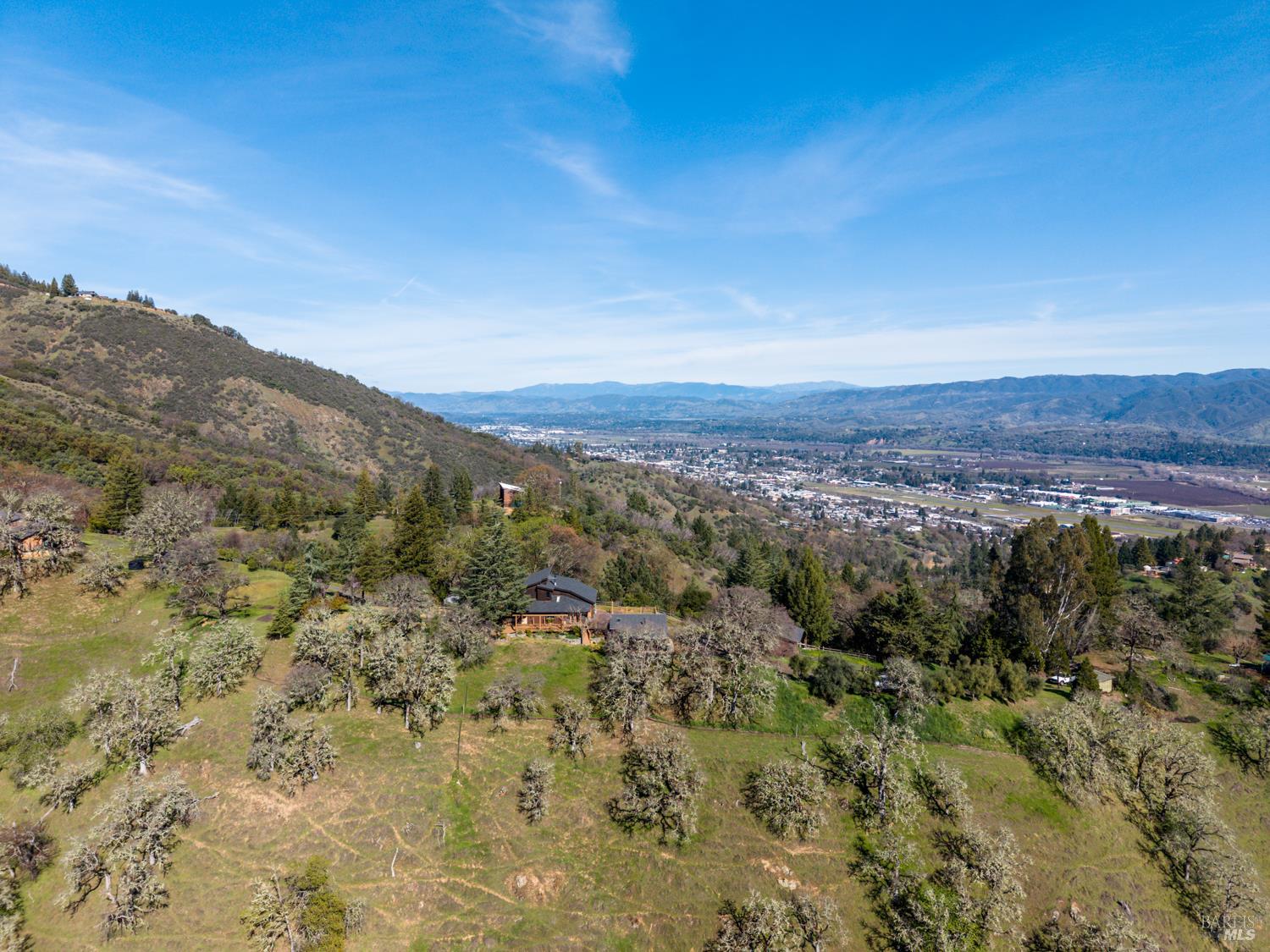 1411 Oak Knoll Road Ukiah, CA 95482 - Photo 41 of 45 an aerial view of residential house and green space