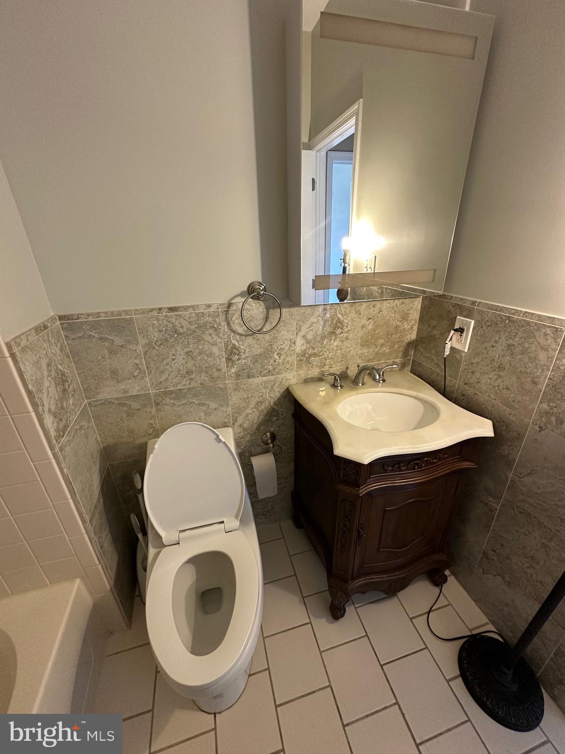 290 Byberry Road, Unit 2 Philadelphia, PA 19116 - Photo 23 of 54 Gallery Image 23