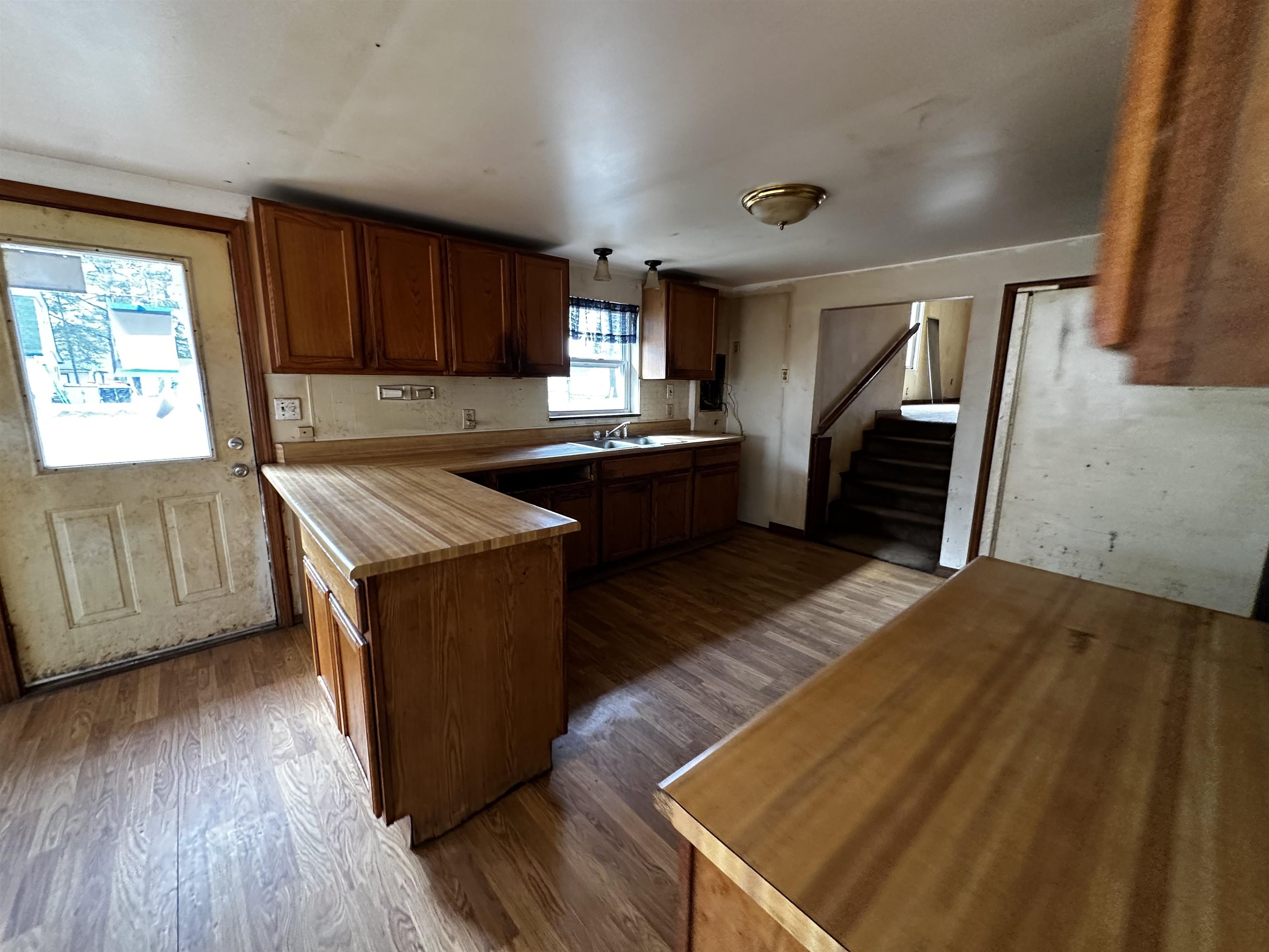 2903 South Whitney Beach Road Beaverton, MI 48612 - Photo 2 of 10
