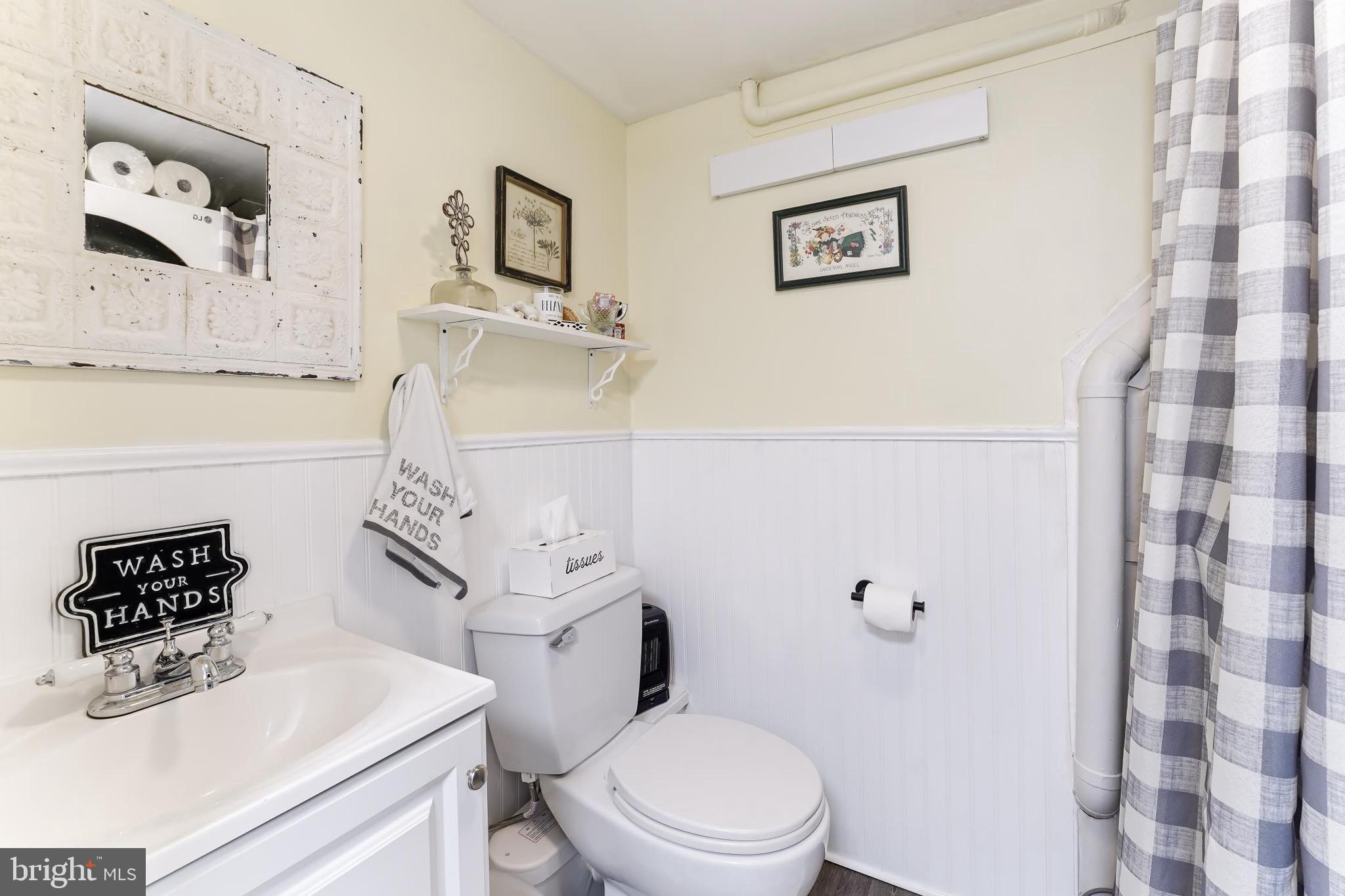 2707 Avon Avenue Reading, PA 19608 - Photo 26 of 35 Half bath