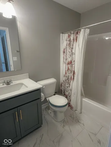 $3,000 | 6773 Highland Way, Brownsburg, IN 46112