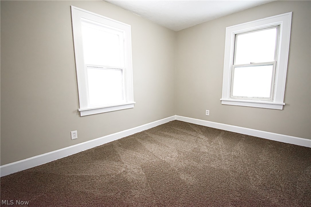 864 Englewood Road Cleveland Heights, OH 44121 - Photo 9 of 14