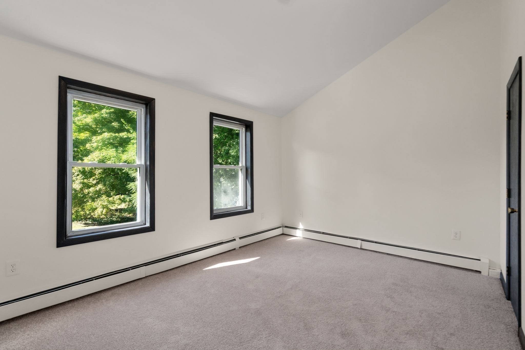 61 Pelham Road Amherst, MA 01002 - Photo 11 of 35 Gallery Image 11