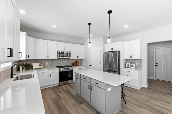 $559,900 | 1730 Bobcat Way, New Richmond, WI 54017