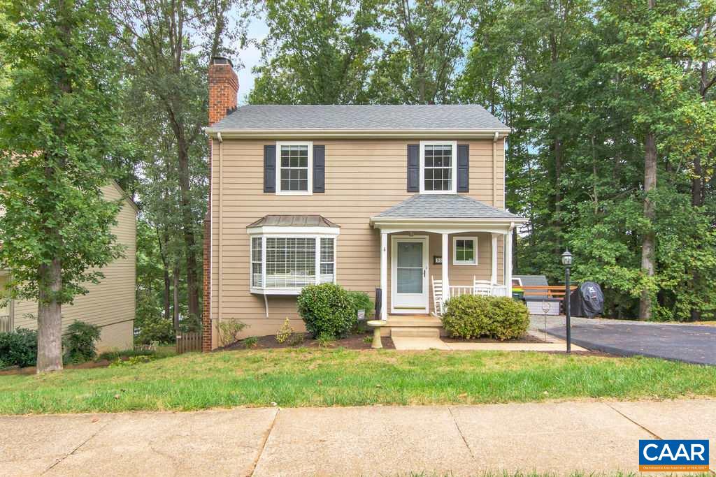 809 Harris Road Charlottesville, VA 22902 - Photo 39 of 39 a front view of a house with a garden