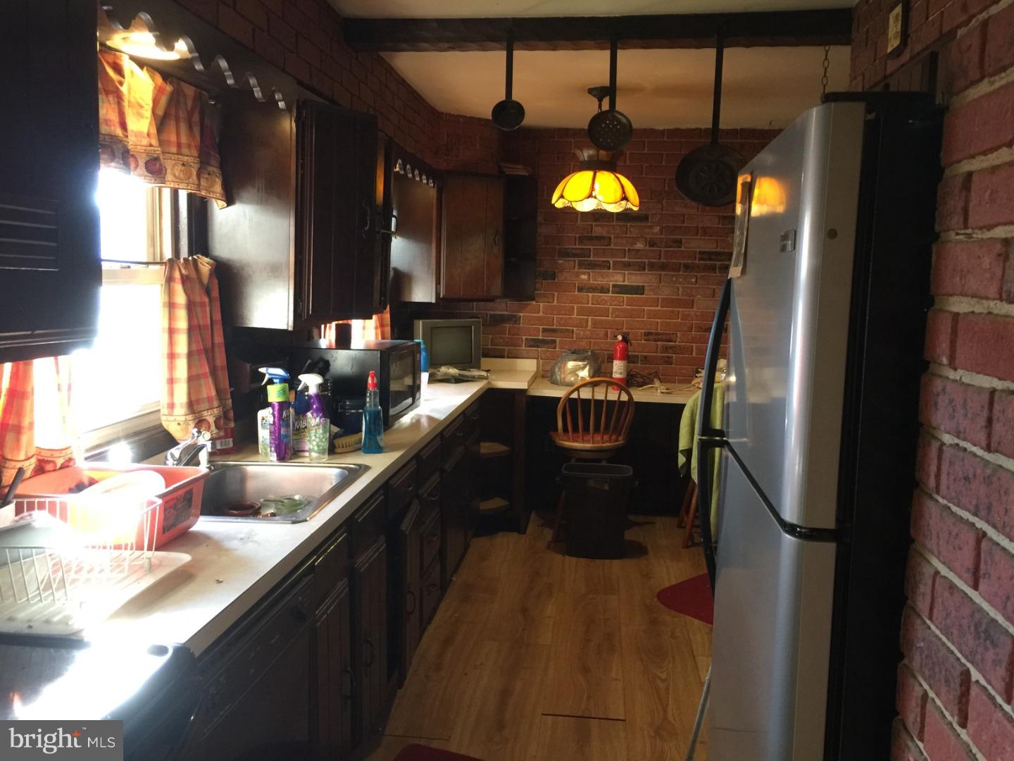 53 Terrace Road Levittown, PA 19056 - Photo 8 of 24 Kitchen