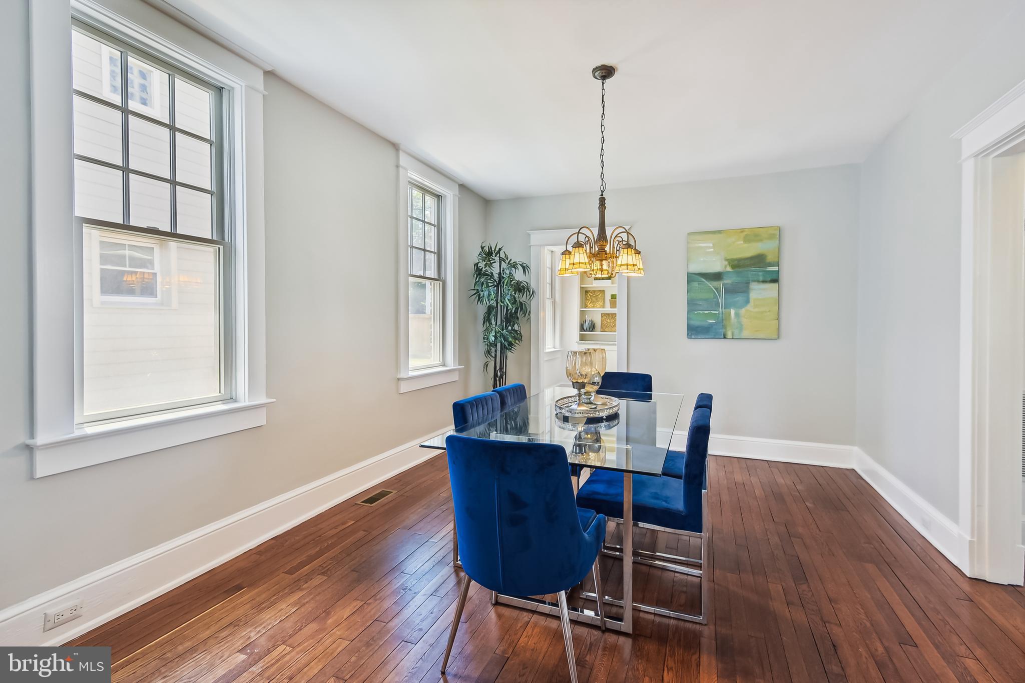 204 Russell Road Alexandria, VA 22301 - Photo 11 of 56 Dining Room